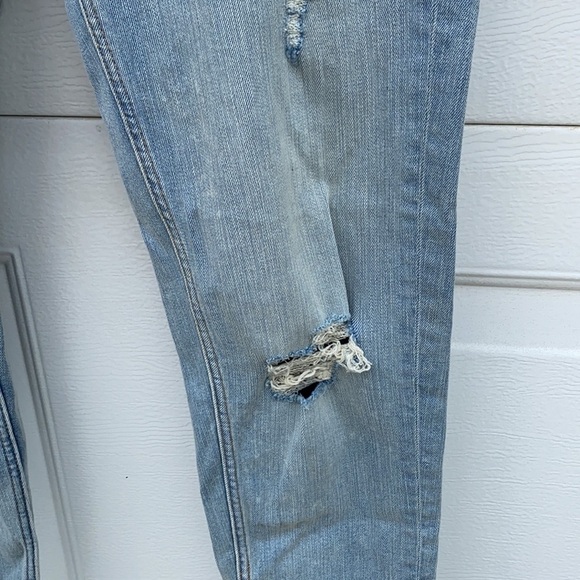 Zara Basic Z1975 Denim Light Wash Distressed Jeans Size 4 - Picture 6 of 16